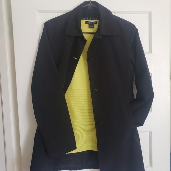 August Silk sleeveless knit cotton style top Mustard/ochre color Siz… - Picture 3 of 11